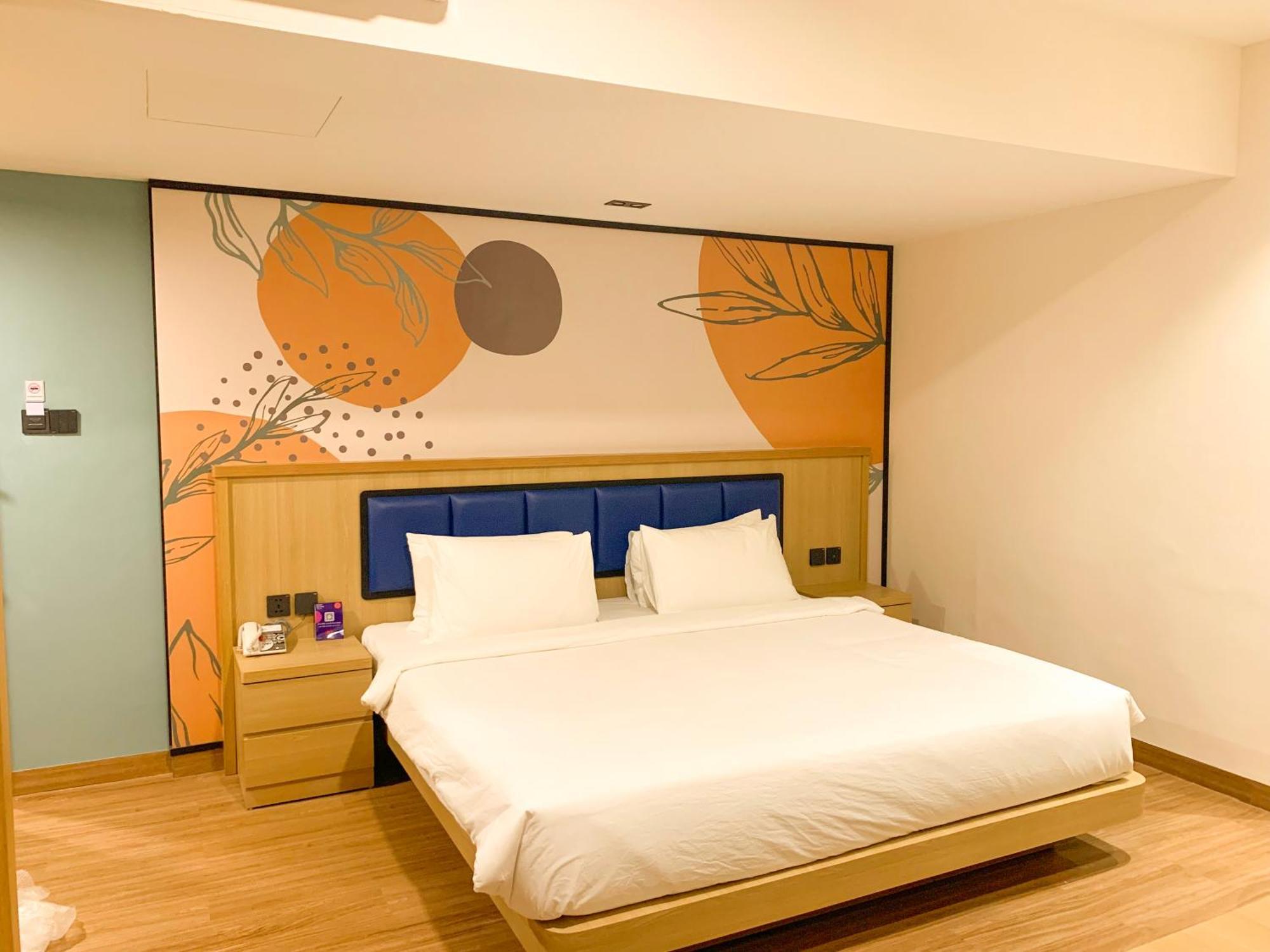 Nite & Day Laguna Bintan Tanjungpinang Bagian luar foto