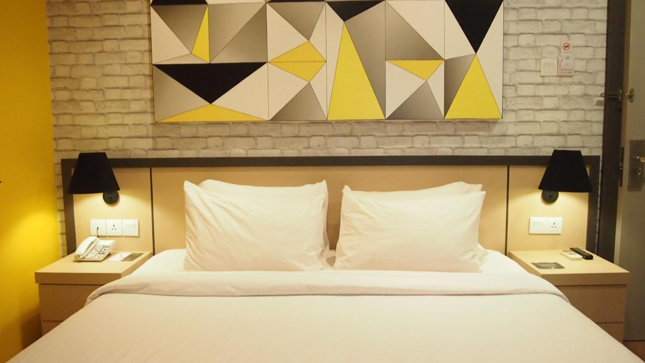 Nite & Day Laguna Bintan Tanjungpinang Bagian luar foto