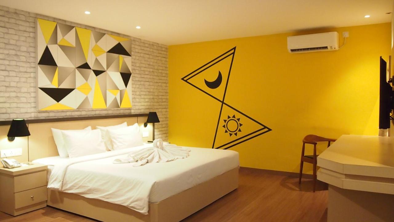 Nite & Day Laguna Bintan Tanjungpinang Bagian luar foto